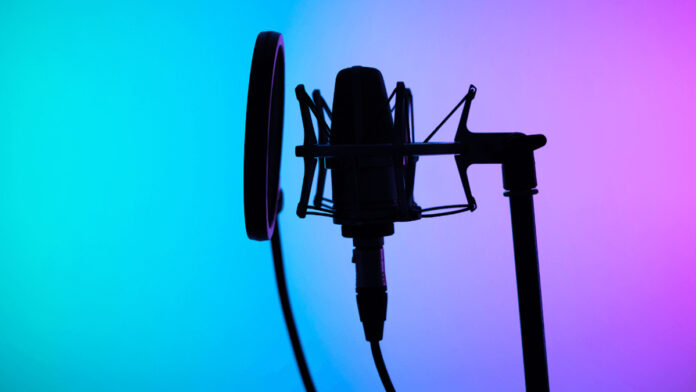 Micrófono - Doblaje de voz - Locución Micrófono - Doblaje de voz - Locución